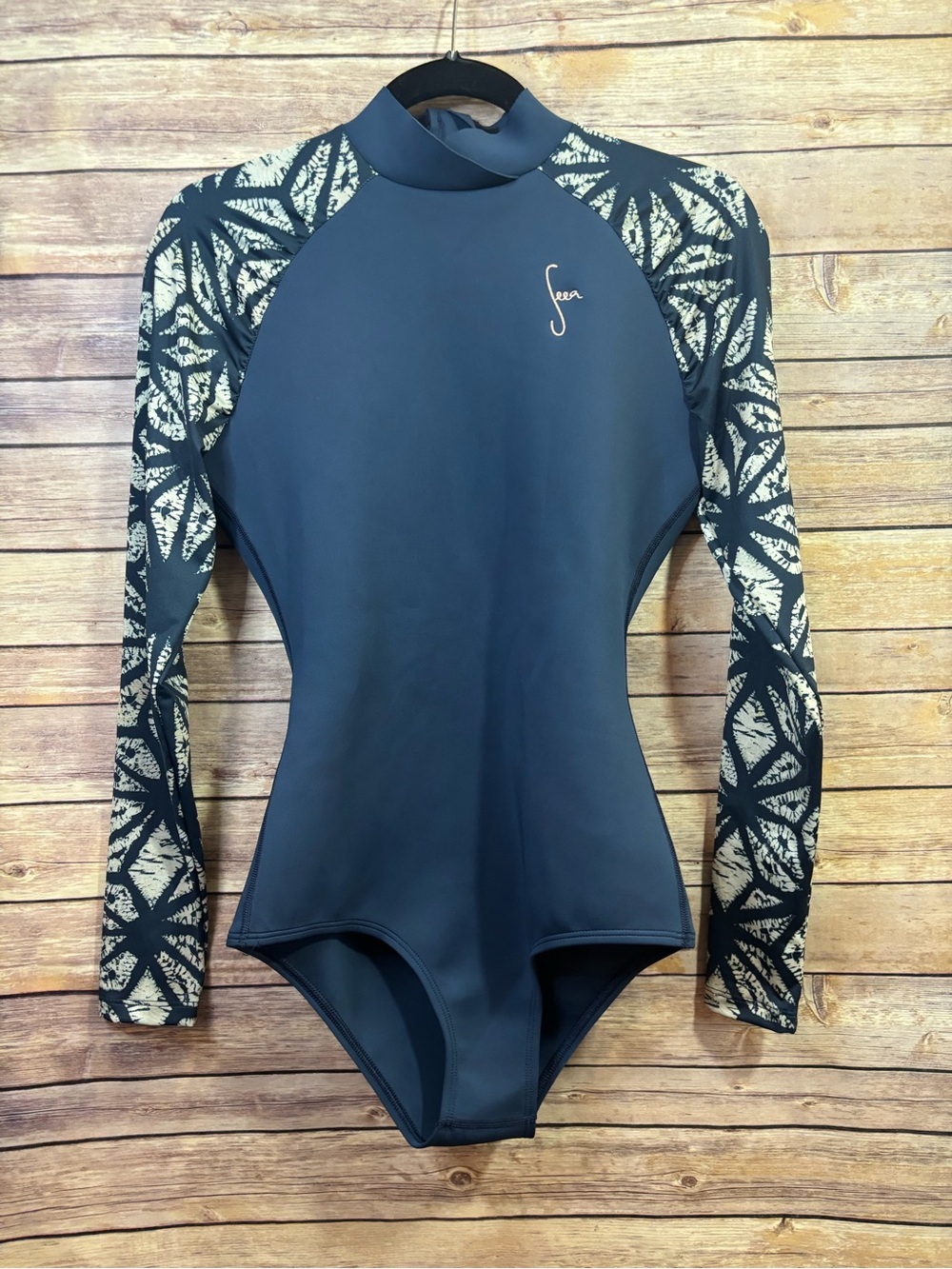 SEEA Gaviotas Surf Suit Size Large Blue